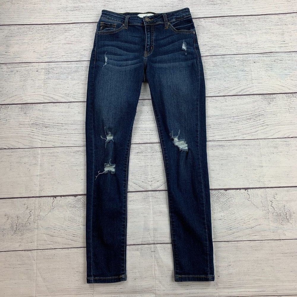 KanCan sz 5 / 26 Skinny Jeans Dark Wash 28.5" Inseam Stretch Distressed